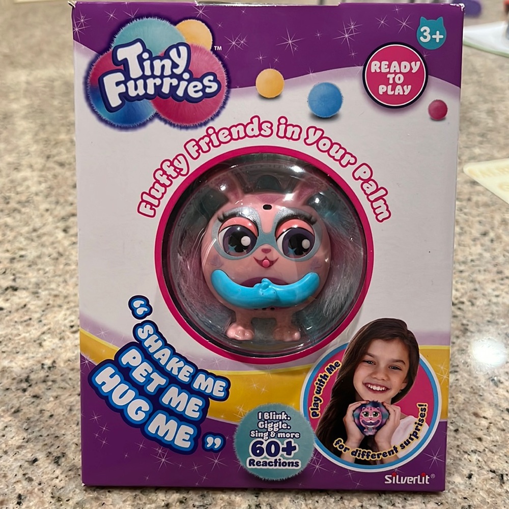 Tiny Flurries